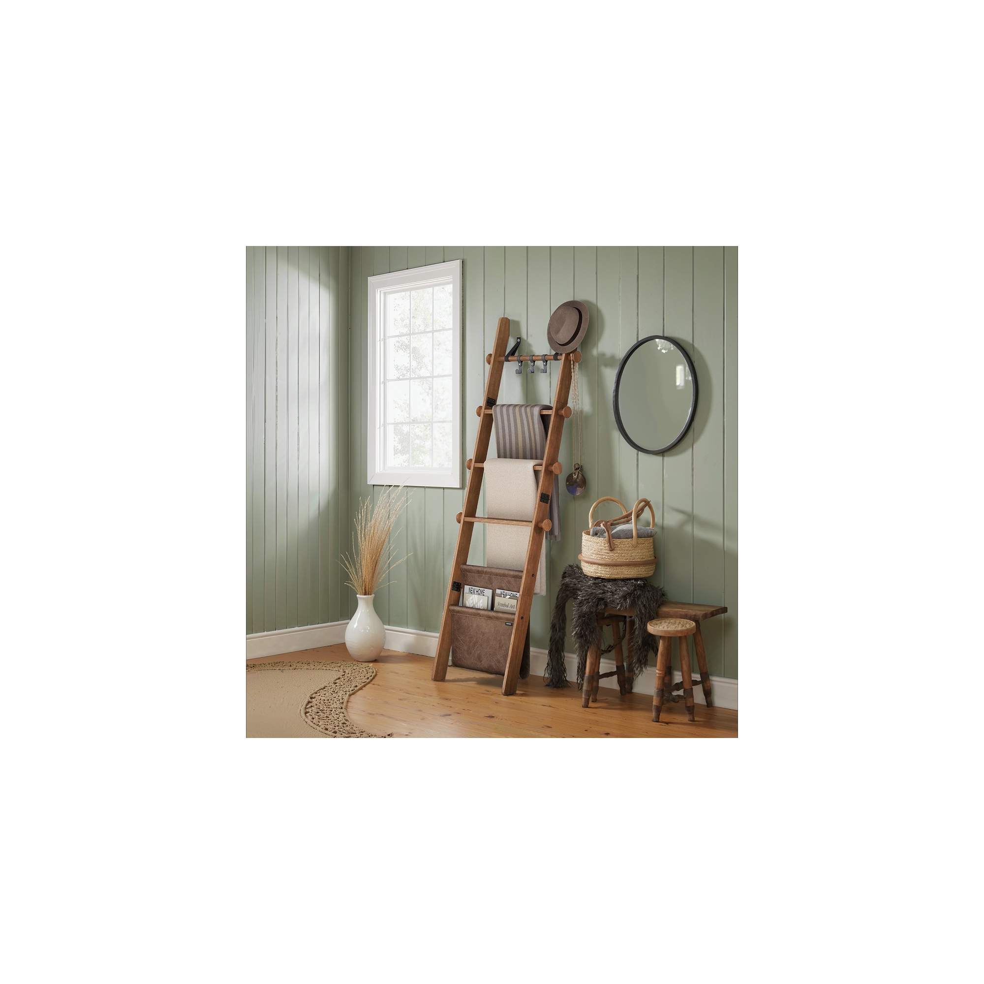 LEDREM Blanket Ladder for Living Room, 5-Tier Wooden Ladder Shelf, Synthetic Leather Bag, Metal Hooks, Side Hooks, for Bedroom, Brown
