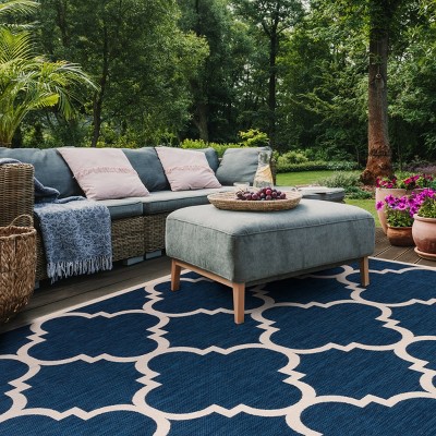 Navy and Beige Synthetic Rectangular Indoor/Outdoor Rug