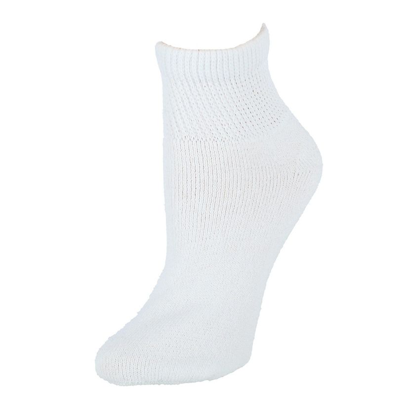 CTM Women's Diabetic Ankle Socks (3 Pair Pack), 1 of 3