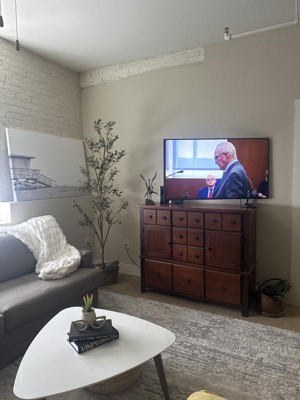 Guest review image 2 of 3, zoom in