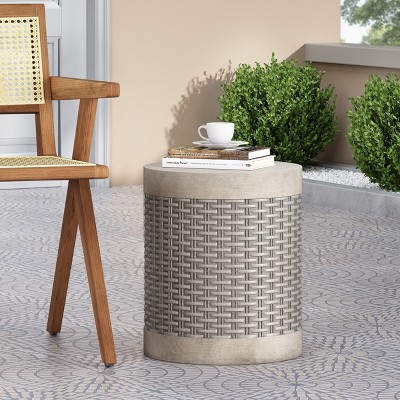 VYNXARIA Outdoor Lightweight End Table Round Concrete Outdoor Side Table