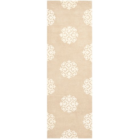 Safavieh Soho Rug SOH724B Beige / Ivory, 2' x 3