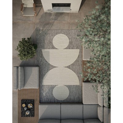 Gray Geometric Flat Woven Indoor/Outdoor Rug 5'3" x 7'6"