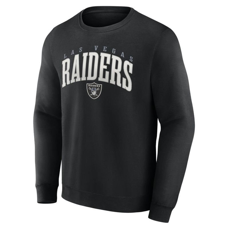 NFL Las Vegas Raiders Men&#39;s Varsity Letter Long Sleeve Crew Fleece Sweatshirt, 2 of 4