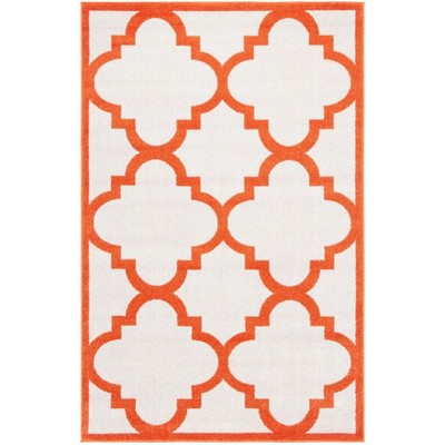 Amherst AMT423 Power Loomed Indoor Rug -Safavieh