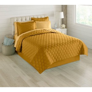 BrylaneHome BH Studio Reversible Quilt - 1 of 4