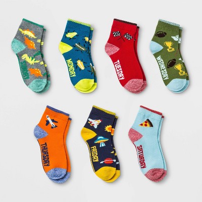 Boys' 7pk 'Days of the Week' Ankle Socks - Cat & Jack™ S