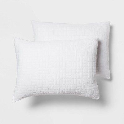 Standard/Queen Medium 2pk Plush Knit Bed Pillows White - Room Essentials™