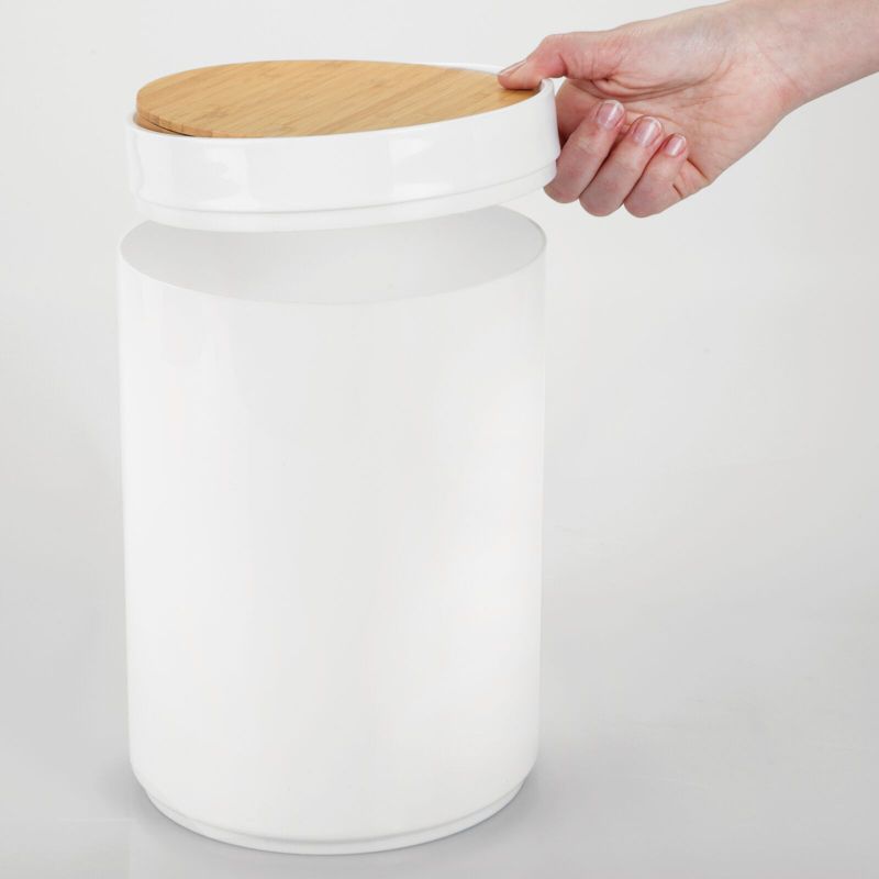 mDesign Plastic Round Trash Can Small with Swing-Close Lid, 5 of 7