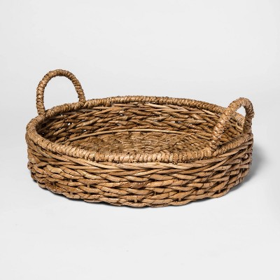 wicker serving trays