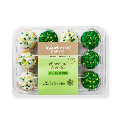 St. Patrick's Day Chocolate and White Mini Cupcakes - 10oz/12ct - Favorite Day™