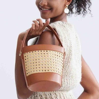 FATMOON Women Straw Rattan Bucket Bag, Hollowed Out Seaside Drawstring Handbag Purse, Leather Summer Beach Boho Shoulder Bag