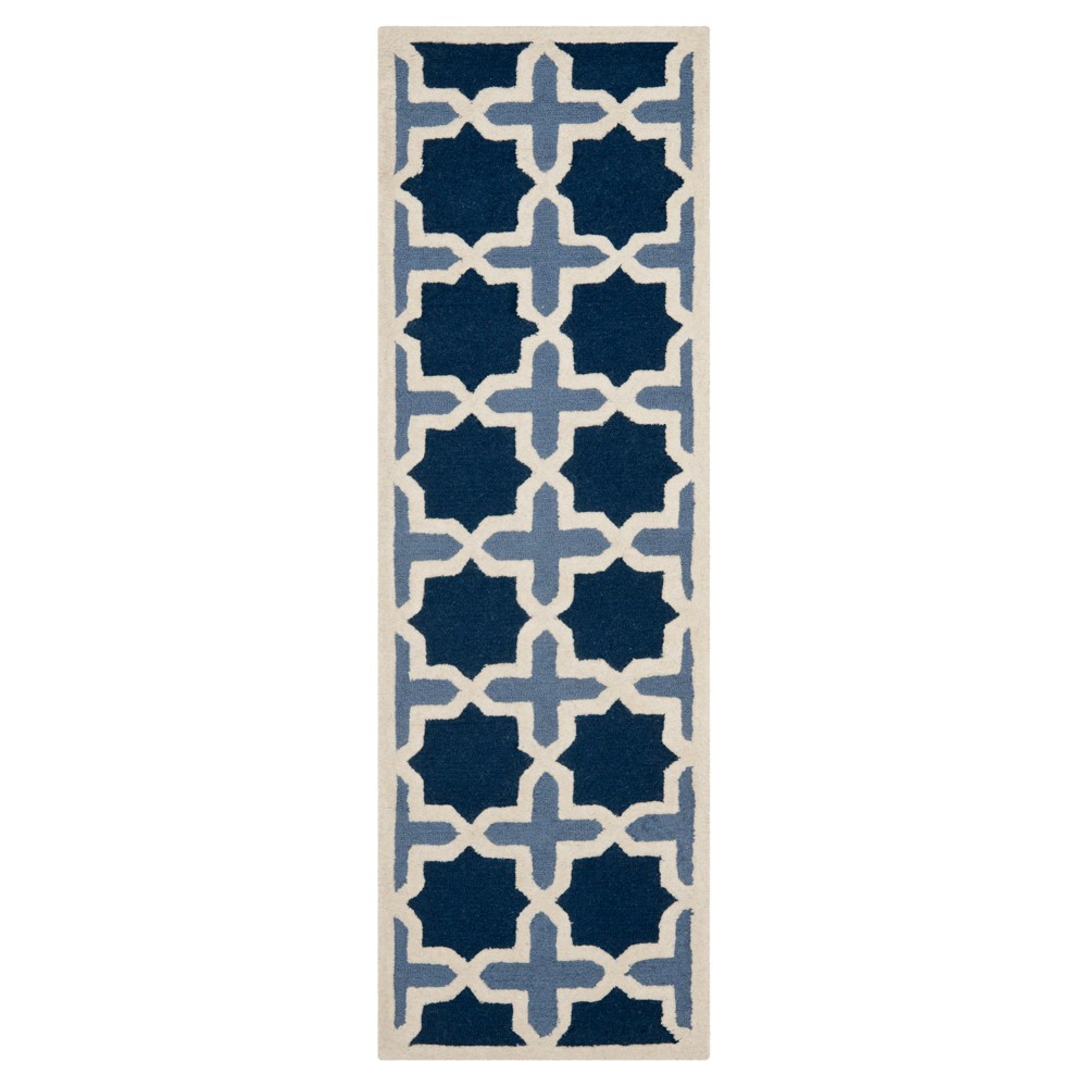 2'6inx8' Runner Geometric Blue/Ivory - Safavieh