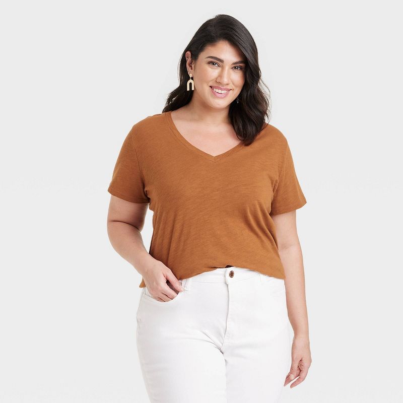  Women's Fitted V-Neck Short Sleeve T-Shirt - Universal Thread™, 1 of 11