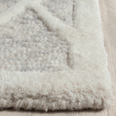 Handmade Grey Ivory Wool Tufted Square Area Rug