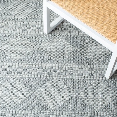 Elegant Handwoven Marbella 7' Square Gray Geometric Wool-Blend Rug