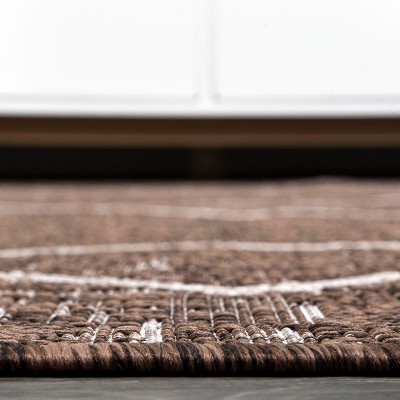 Brown and Beige Diamond Trellis Indoor/Outdoor Runner Rug