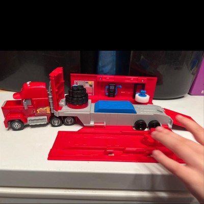 Mattel Disney Pixar Cars Transforming Mack Playset, 2-in-1 Toy Truck &  Tune-Up Station with Launcher, Lift & More, Movie-Inspired Graphics, for  Kids
