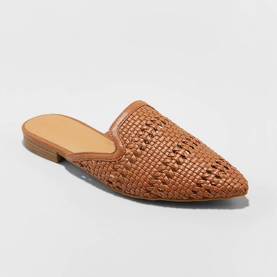 universal thread woven mules