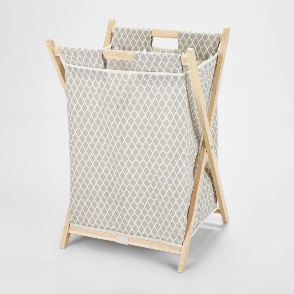 Wooden X-Frame Hamper (Gray Diamond Print)