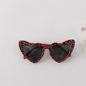 MyKids-USA Leopard Print Pattern Heart Shape Fashion Sunglasses - 1 of 3