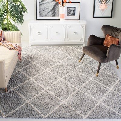 Gray Geometric Shag 8' x 10' Stain-Resistant Area Rug