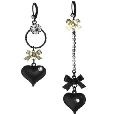 Attop Black Asymmetrical Heart Pendant Earrings