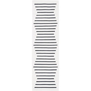 Montauk MTK313 Hand Woven Indoor Rugs - Safavieh - 1 of 4