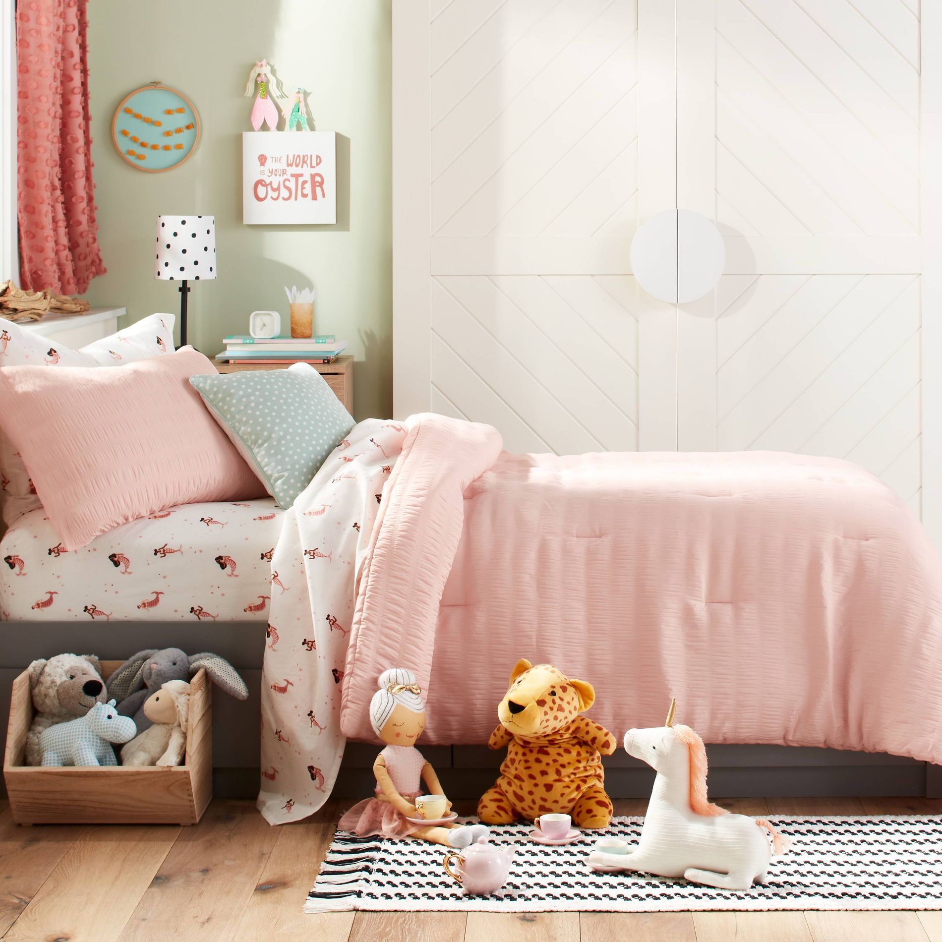 Twin Seersucker Kids' Comforter Set Pink - Pillowfort™: Girls Bedding, Twin Size, Microfiber, OEKO-TEX Certified