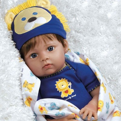 Paradise Galleries Reborn Baby Doll Boy "Lions & Tigers & Bears, Oh My!". Realistic baby is weighted and comes with 3 outfits. Kids 3+