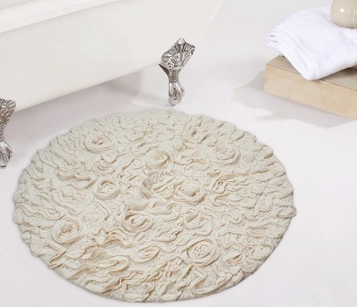 Bell Flower Collection Cotton Floral Pattern Tufted Bath Rug - Home Weavers