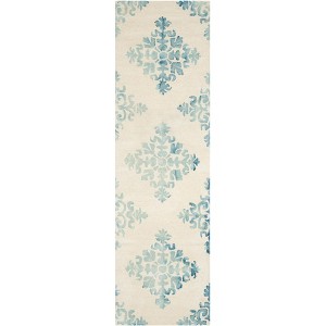 Dip Dye DDY720 Hand Tufted Indoor Rugs - Safavieh - 1 of 3