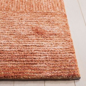 Soho SOH182 Hand Tufted Indoor Rugs - Safavieh - 1 of 4