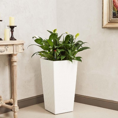 coucheta 22.5'' Tall Rattan Planter Set of 2 with Water Level Monitor & Wheels, Plant Pots with 2 Trays, for Patio, Living Room, Porch