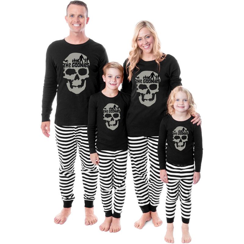 The Goonies Skull Logo Cotton Matching Family Pajama Set For Adults And Kids, 4 of 5