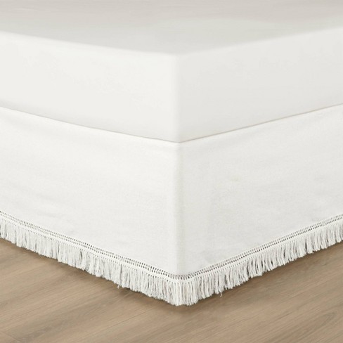 Lush Décor 15 King Boho Fringe Tailored Drop Easy Fit Bed Skirt White :  Target