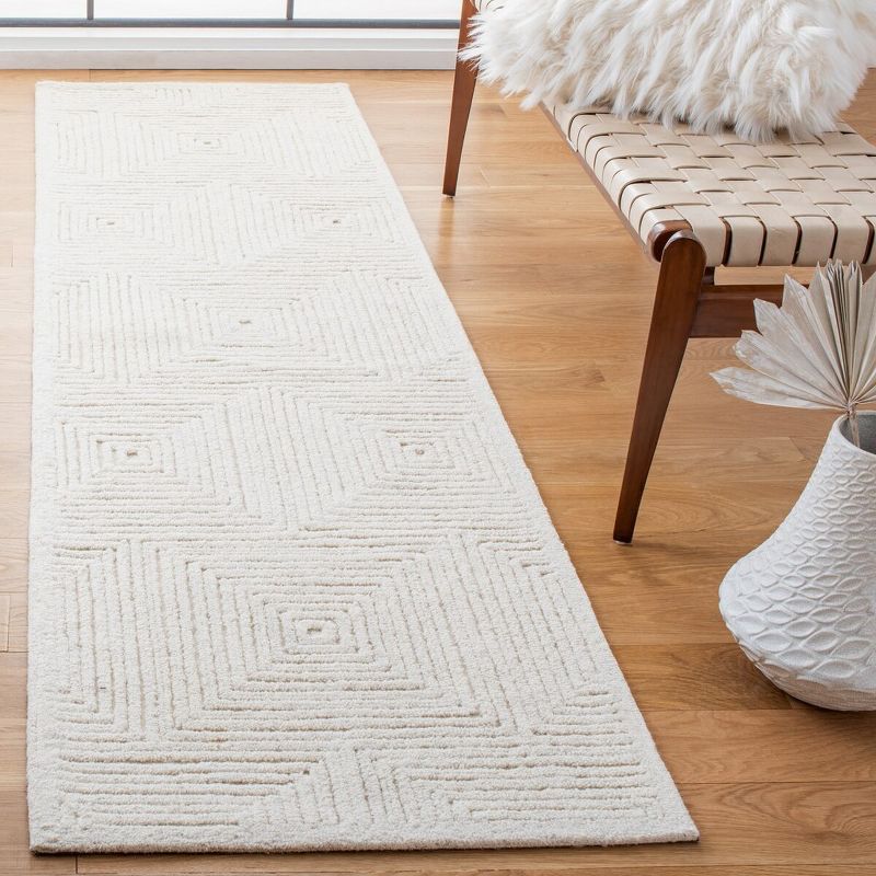 Textural TXT102 Hand Tufted Area Rug  - Safavieh, 2 of 8