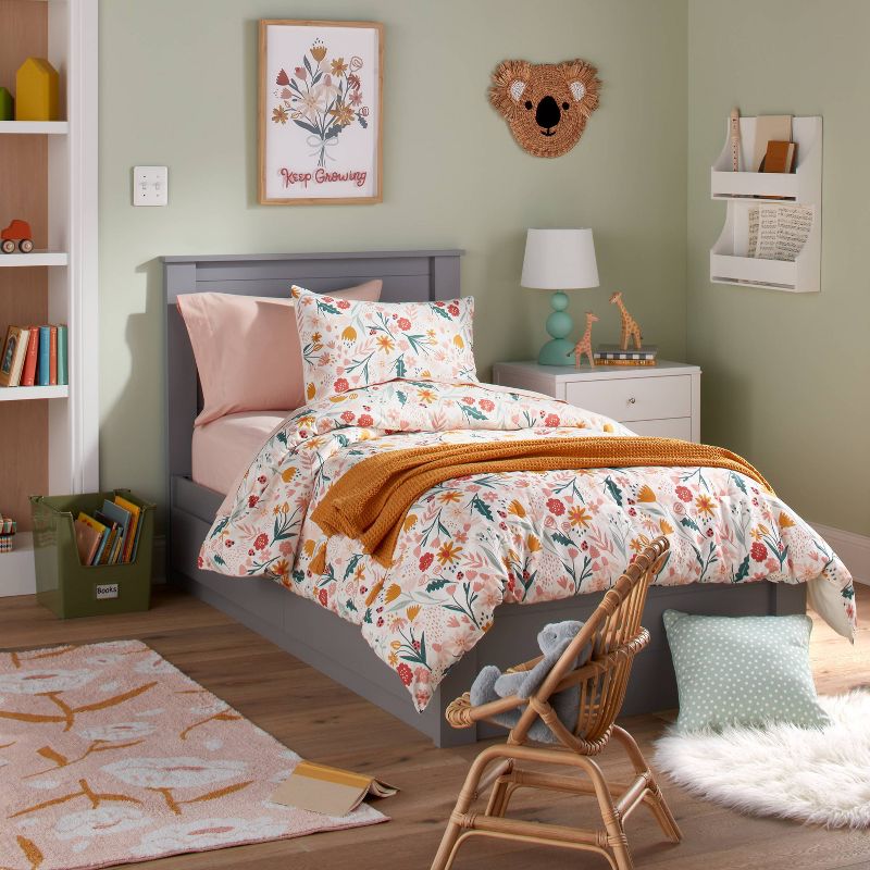 Floral Garden Kids' Comforter Set - Pillowfort™, 3 of 14