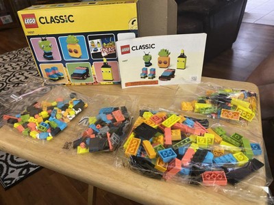 LEGO® Classic review + MOCs: 11027 Creative Neon Fun & 11028 Creative Pastel  Fun