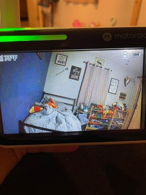 Motorola PIP1510 Connect video baby monitor review: Reliable, with a handy  parent unit