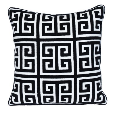 Parkland Collection,Transitional Interlocking Black 20" X 20" Pillow