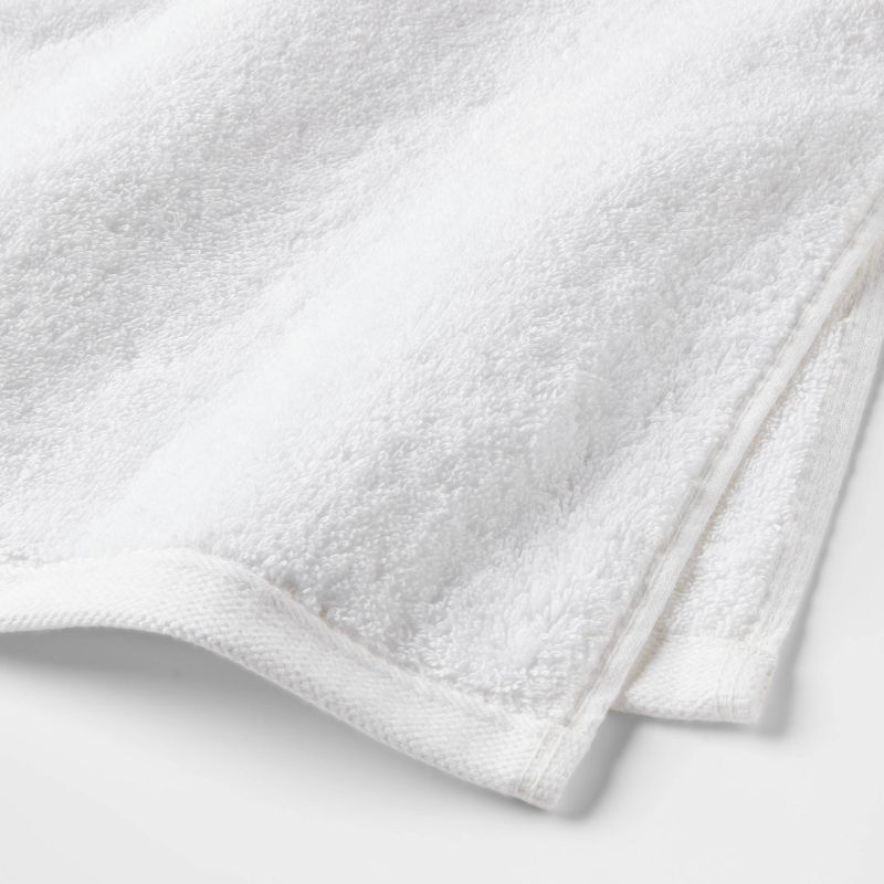 Everyday Bath Towel - Room Essentials™, 4 of 14