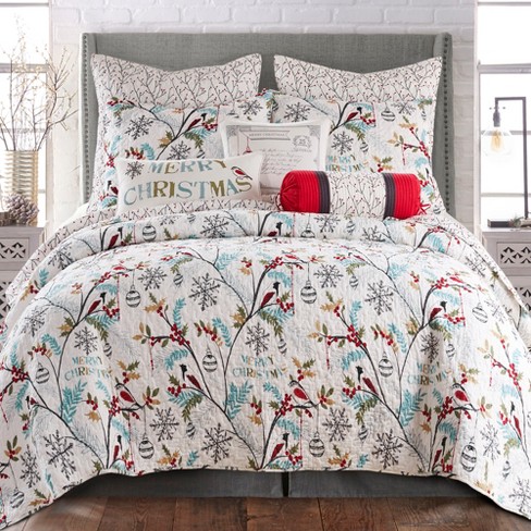 Holly Holiday Quilt Set - One King Quilt And Two King Pillow Shams
