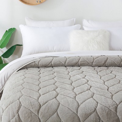 Waverly Cozy Down Alternative Bed Blanket - St. James Home