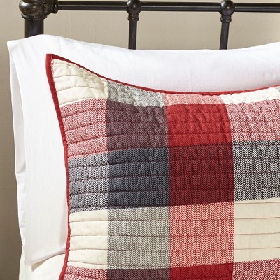 Red Full Reversible Plaid Quilt Set with Decorative Pillows