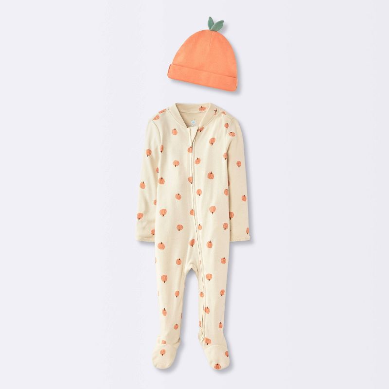 Baby Pumpkin Sleep N' Play with Hat - Cloud Island™ Cream Newborn