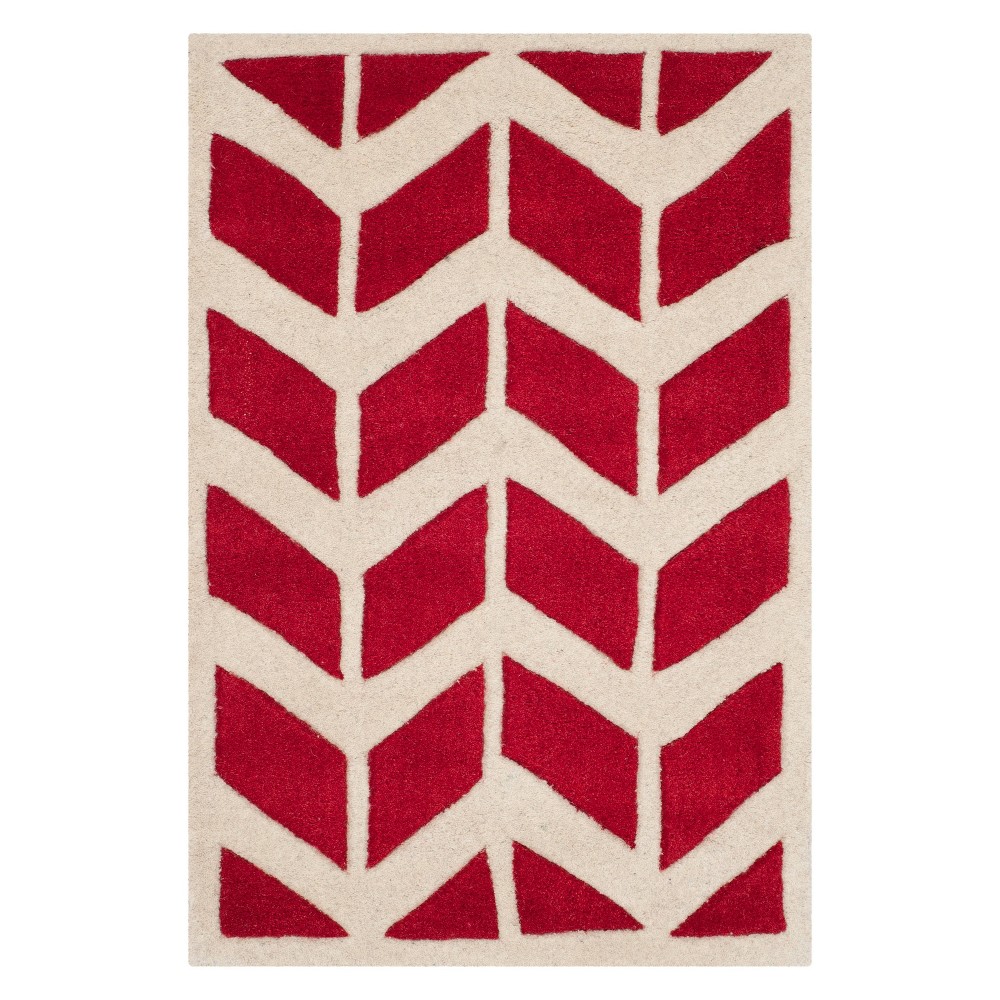 2'x3' Chevron Accent Rug Red/Ivory - Safavieh