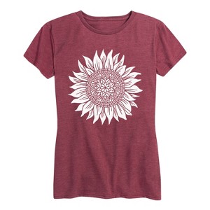 Women's - Instant Message - Decorative Daisy Short Sleeve Graphic T-Shirt - 1 of 4