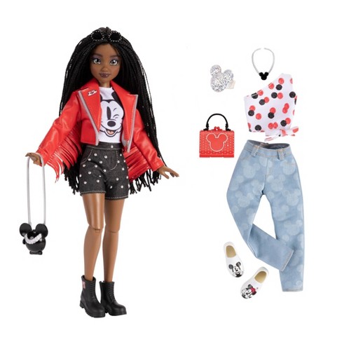 Barbie Fashion Designer Doll with Fashion to Mix and Match 23 Outifts