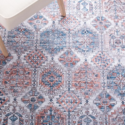 Serapi Ivory and Rust 8' x 10' Hand-knotted Washable Area Rug